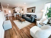 Delightful 2 BR Condo Downtown Homewood (Main Level)
