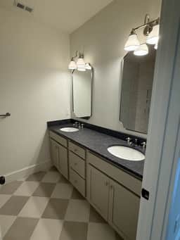 Homewood Luxury Townhome 3014 - Image 3