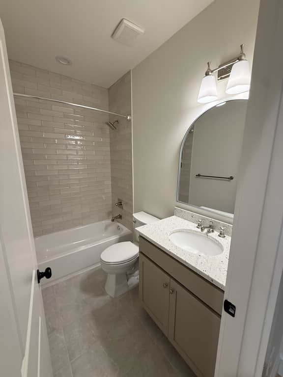 Homewood Luxury Townhome 3020 - Image 5