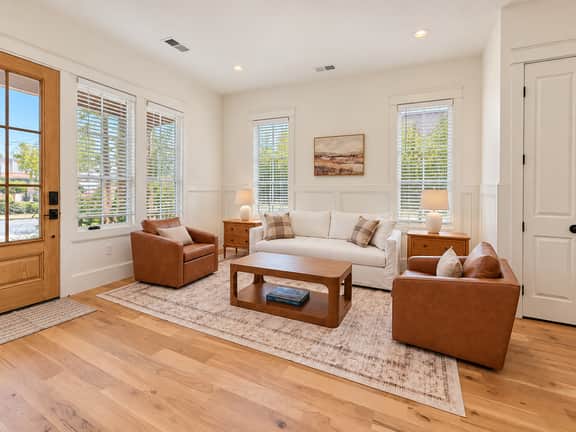 Homewood Luxury 2 Bedroom 2 Bath Townhome 3020 - Image 4